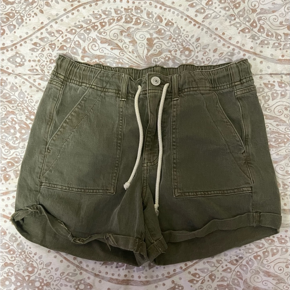American eagle shorts size 10